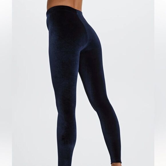 Fabletics Emma velour legging Deep Navy XS Regular nwt in packaging unopened - Picture 2 of 6